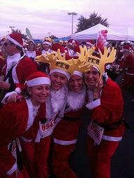 santa1 Las Vegas Rock n Roll Marathon Finishers